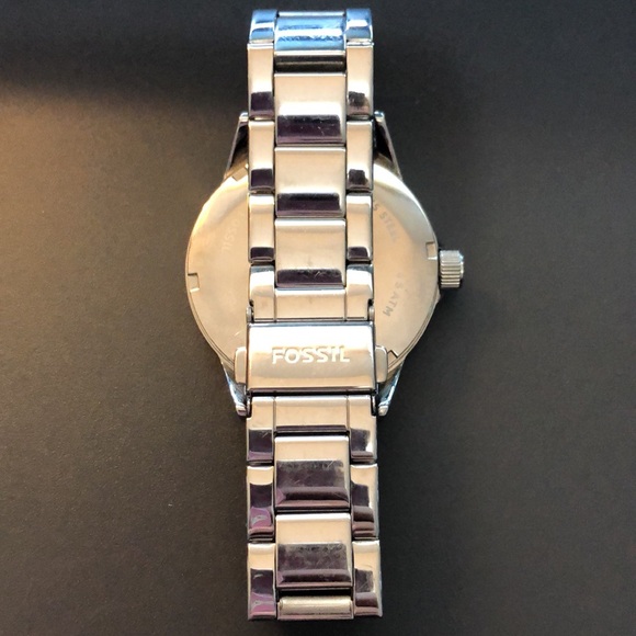 FOSSIL WATCH SILVERTONE - Picture 3 of 6